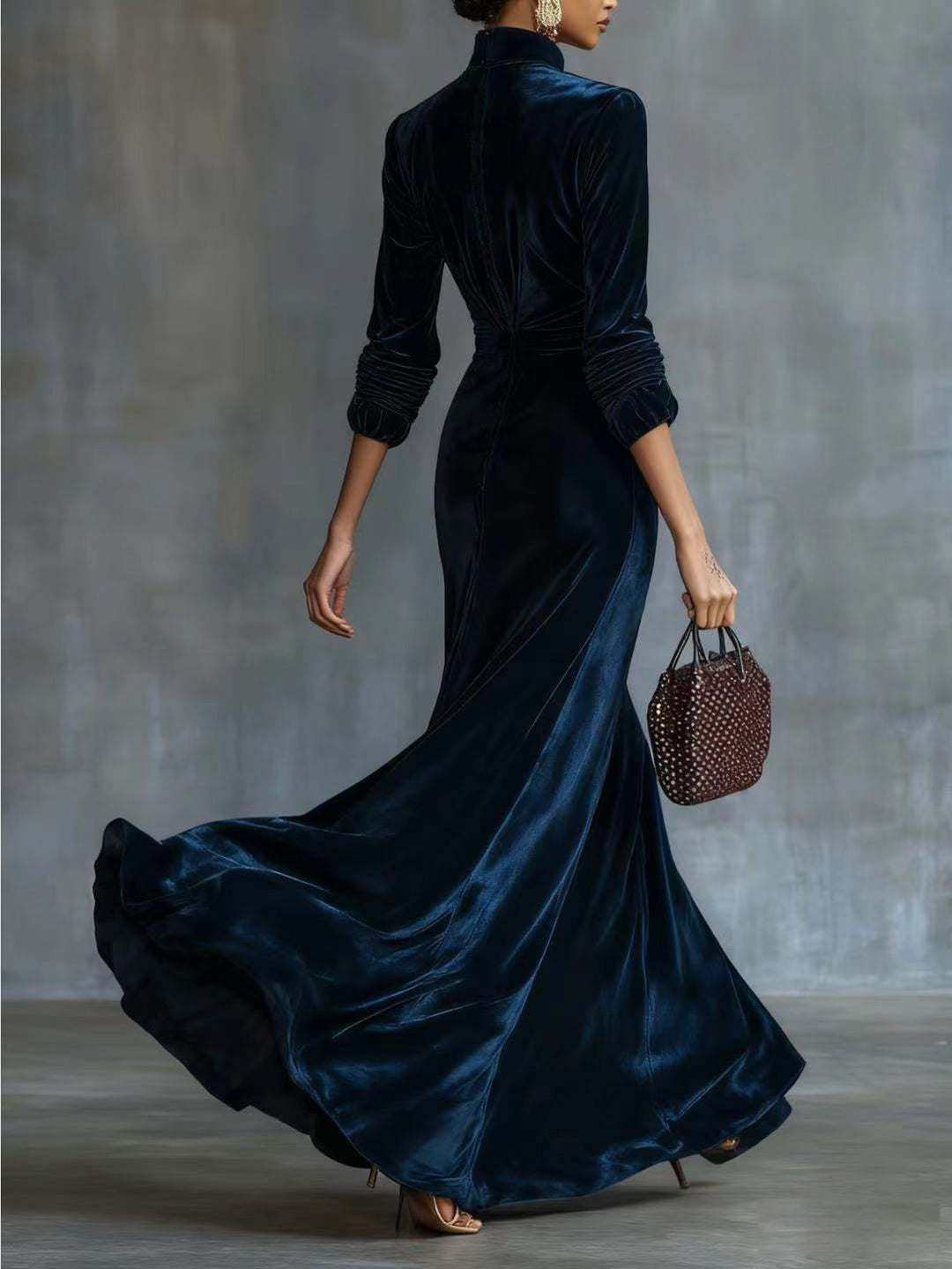 Women's Navy Blue Velvet Evening Gown